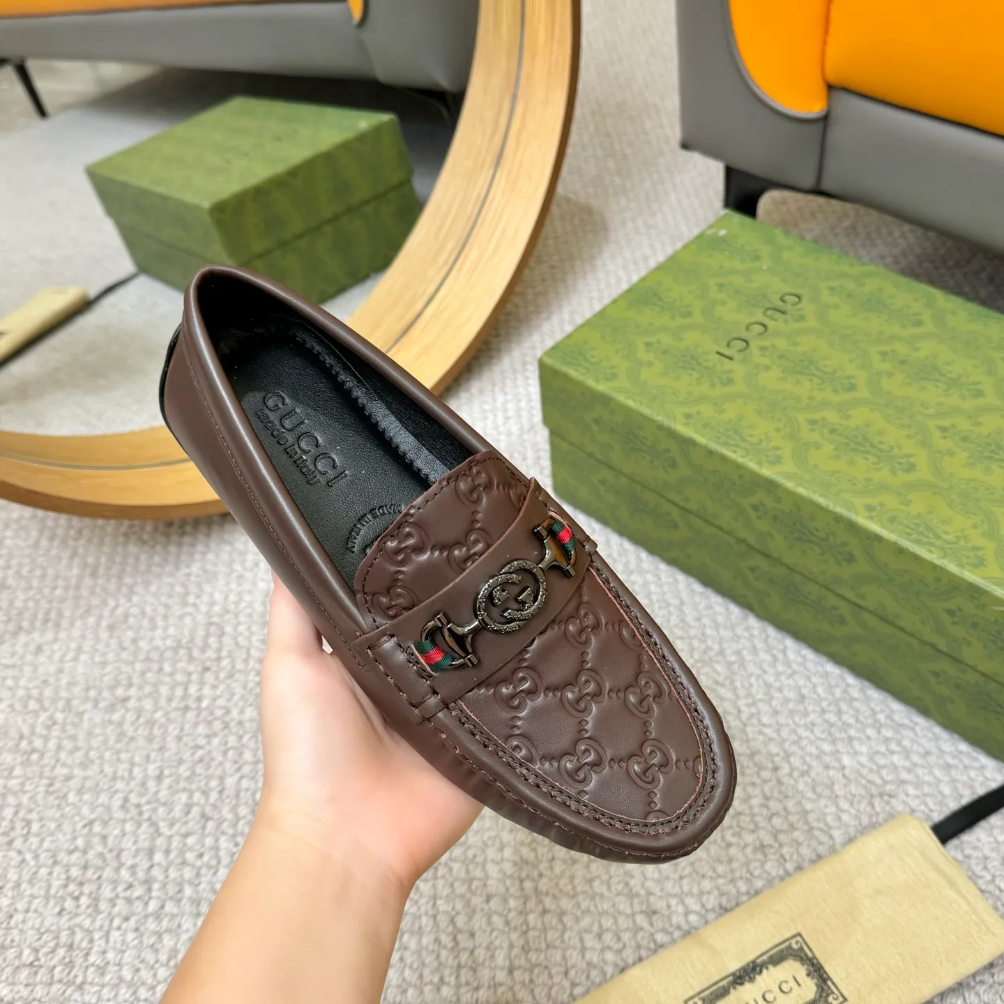 Men's shoes 💰420 (Yangli) Gucci* - the top version of Gucci classic beanie shoes! It is made of imported original cowhide and has a comfortable first layer of sheepskin lining! Original wear-resistant rubber outsole! High quality products! Size 38-46, with shoe dial, cloth bag, card